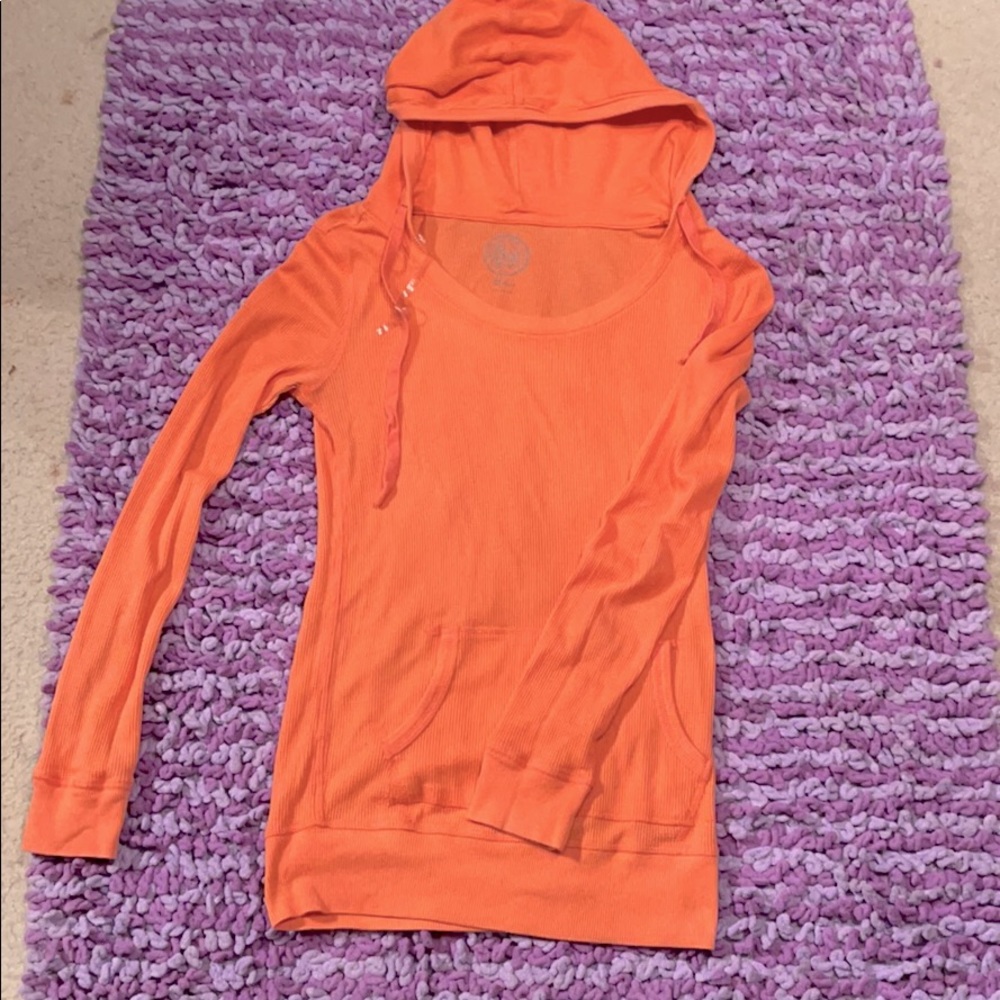 Long sleeve fall top!